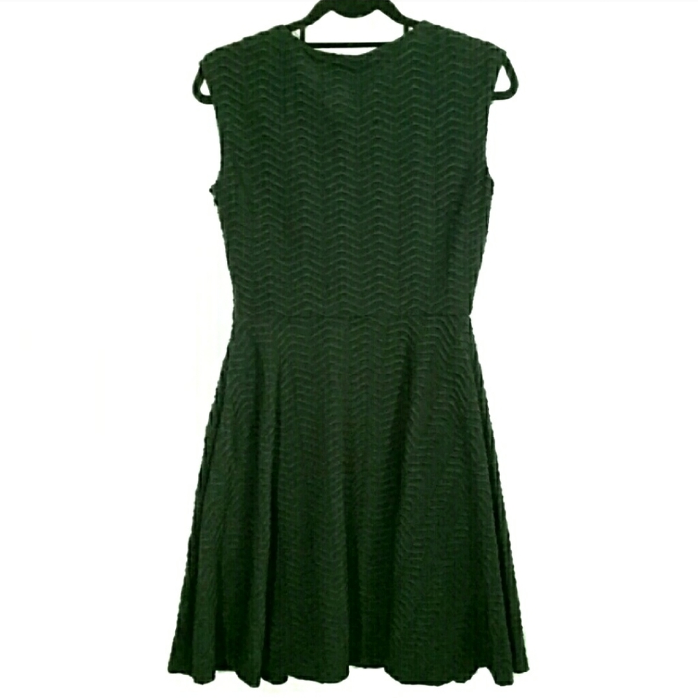 Chetta B 8 Wavy Ribbed Fit Flare Black (A) - Picture 7 of 8